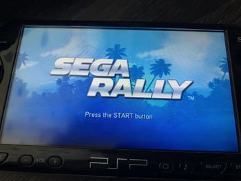 Playstation PSP 2004 su žaidimu for sale