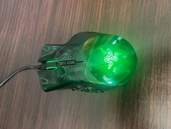 Razer Naga Hex Green - Pele