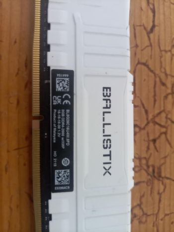 Crucial Ballistix 16 GB (2 x 8 GB) DDR4-2666 White PC RAM