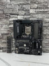 Gigabyte GA-Z270X-Ultra Gaming Intel Z270 ATX DDR4 LGA1151 3 x PCI-E x16 Slots Motherboard