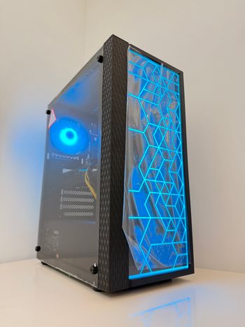 Stacionarus Žaidimų Kompiuteris RX 580 8GB I5 3470 32GB RAM 750GB