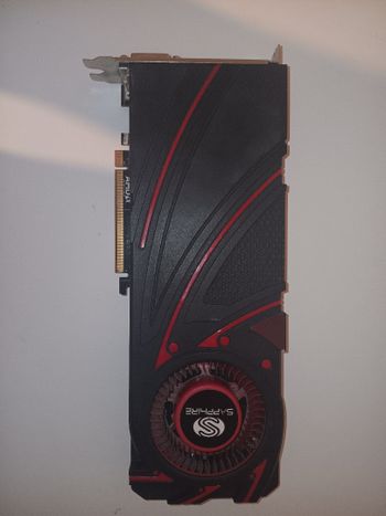Pirkti PowerColor Radeon R9 290 4 GB 975 Mhz PCIe x16 GPU