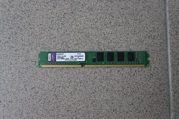 Kingston 2 GB (1 x 2 GB) DDR3-1333 Green PC RAM