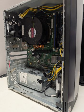 Lenovo Ideacentre Gaming PC (trūksta cpu, gpu ir nvme)