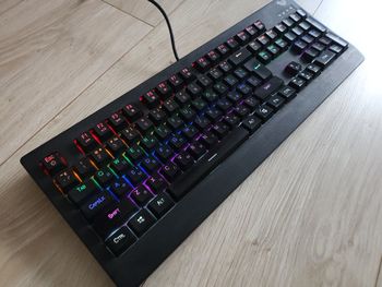 Aula mechaninė klaviatūra