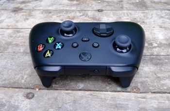 Xbox series pultelis