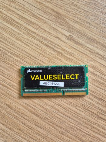 Corsair 8 GB ddr3l 1600 sodimm 1.35v ram atmintis