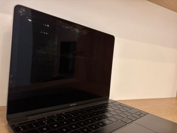 Macbook 12 2015 256GB  for sale