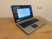 HP DV9 / 17" / i7 / Radeon / 256GB SSD / 700GB HDD for sale