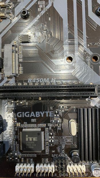 Gigabyte B450M H