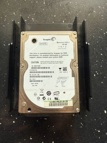 2 vnt. 2.5 į 3.5 HDD SSD adapteris