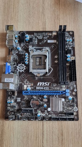 MSI B85M-E33 Intel B85 Micro ATX DDR3 LGA1150 1 x PCI-E x16 Slots Motherboard