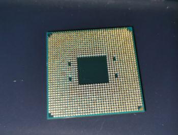 AMD Ryzen 7 1700 3.0-3.7 GHz AM4 8-Core CPU