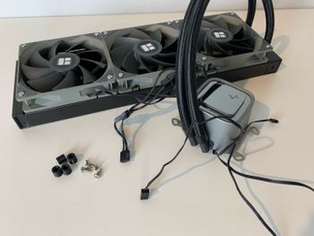 Deepcool GAMERSTORM CAPTAIN 360X WHITE 500-1800 RPM Water Cooled CPU Cooler
