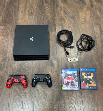 PlayStation 4 Pro, Black, 1TB/2 pultai/2 žaidimai