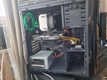 Gaming pc Rx 580 8gb 6/12core 20gb ram