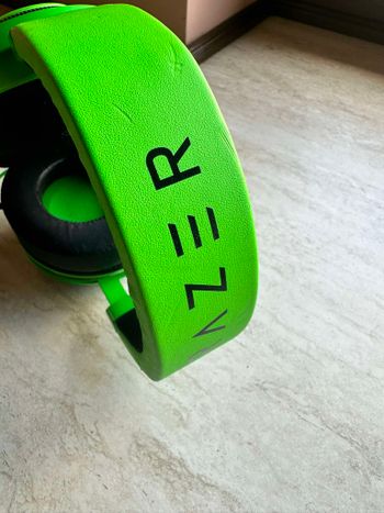 Get Razer Kraken Pro V2 Green