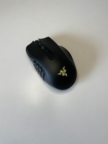 Razer Maga V2 Pro belaidė žaidimų pelė gaming mouse wireless