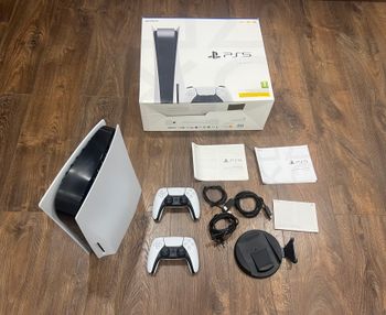 PlayStation 5, Black & White, 825GB/Garantija/2 pulteliai
