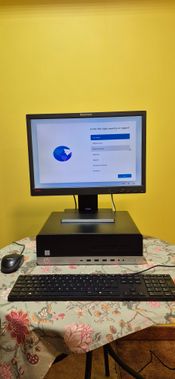 Kompiuterio Komplektas: HP EliteDesk 800 G3 SFF + Ekranas, Pelė ir Klaviatūra