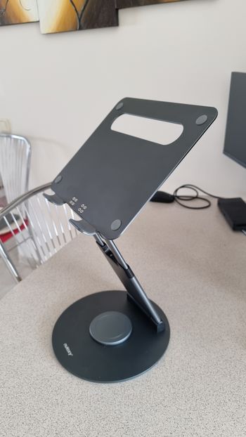 Nulaxy Telescopic 360 Rotating Laptop Stand