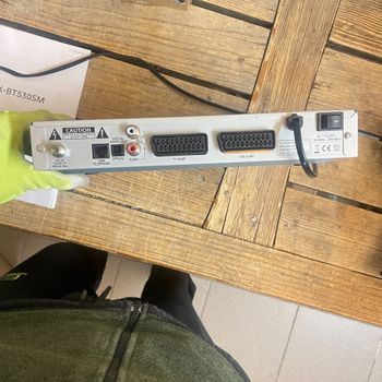 Buy SAMSUNG DSB-B560N + Pultas Viasat Palydovine deze ziureti rusiska televizija