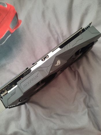 Asus GeForce GTX 1050 2 GB 1442-1569 Mhz PCIe x16 GPU