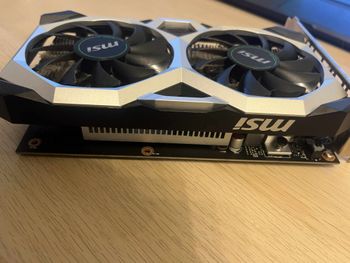 MSI GeForce GTX 1650 G6 4 GB 1410-1620 Mhz PCIe x16 GPU