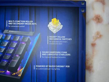 Redeem Razer Blackwidow V4 X mechaninė klaviatūra Rgb