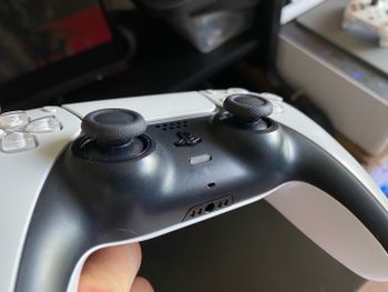 Sony Playstation 5 Dualsense White Controller / Pultelis 