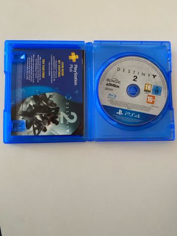 PS4 žaidimu 