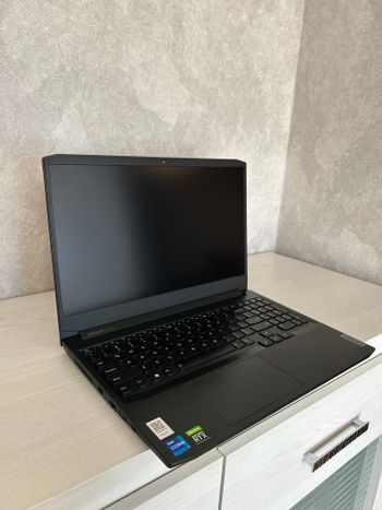 Lenovo IdeaPad Gaming 3 15IHU6