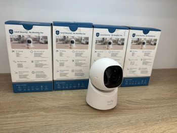 Eufy 2K vidaus kamerų komplektas 4vnt C220
