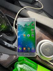 Samsung Galaxy Alpha Dazzling White