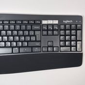 Get Logitech MK850 Performance Wireless Keyboard and Mouse Combo 2.4 GHz Unifying