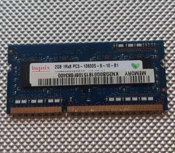 Hynix 2 GB DDR3 SODIMM Ram HMT325S6BFR8C-H9