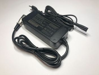 MDA BC292360020 84W 42V 2A XLR Male Head 3pin 18mm Genuine Adapter Charger