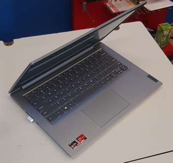 Lenovo ideapad 3 14 Ryzen 3 3250u/AMD Radeon Graphics/12GB/256NVME