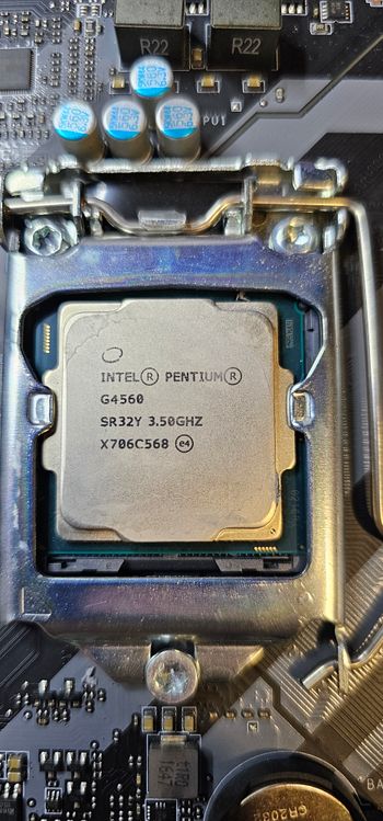 MSI B250M BAZOOKA Intel B250 Micro ATX DDR4 LGA1151 1 x PCI-E x16 Slots Motherboard