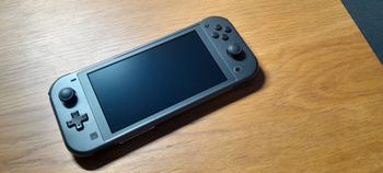 Consola Nintendo switch lite edicion dialga y palkia 