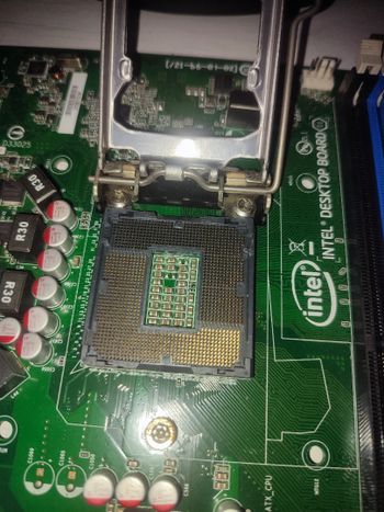 Intel DQ67OWB3 Intel Q67 Micro ATX DDR3 LGA1155 1 x PCI-E x16 Slots Motherboard for sale