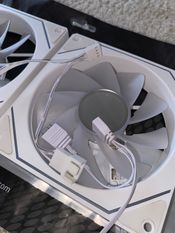 ARGB 120mm white forward case fans