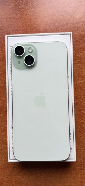 iPhone 15 plus 128gb