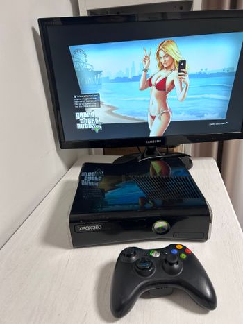 Xbox 360 S, Black, 250GB