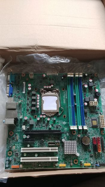 Lenovo IS7XM rev 1.0 socket 1155