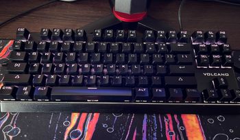 Get Modecom Lanparty Volcano RGB Brown switches