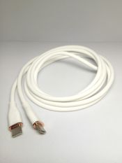 Silikoninis Type-C įkrovimo laidas 2m su aukso jungtimis (Baltas)