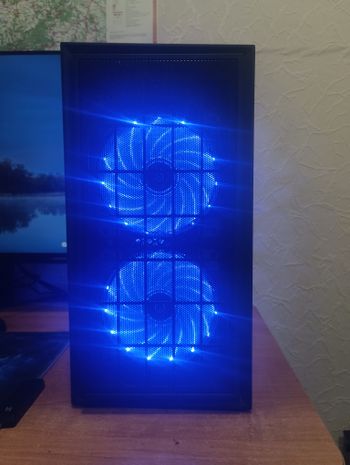 parduodu skubiai! rx6600 xfx 8gb i5 7500 240ssd 16gb 3200mhz ddr4