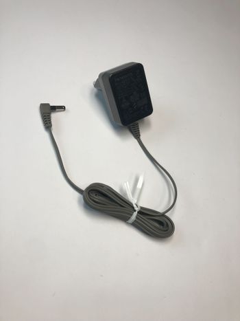 Original Panasonic PNLV226CE 5.5V 500mA 4.8mm x 1.7mm Adapter – Charging!
