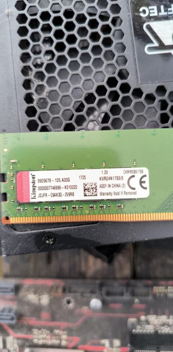 Kingston 8 GB (1 x 8 GB) DDR3-1600 Green PC RAM